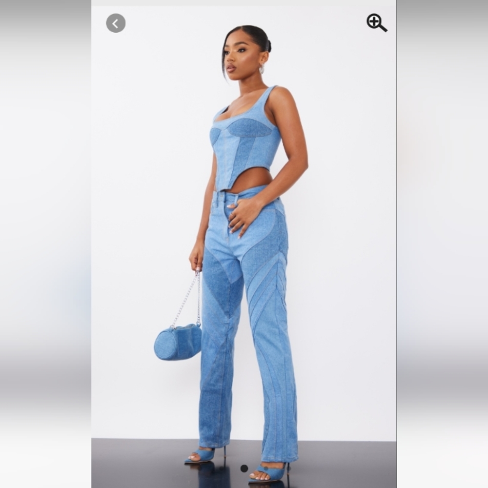 Pretty Little Thing straight leg jeans